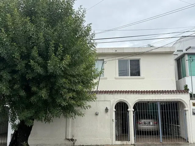 Casa en Venta en Vista Hermosa, Monterrey, Nuevo León